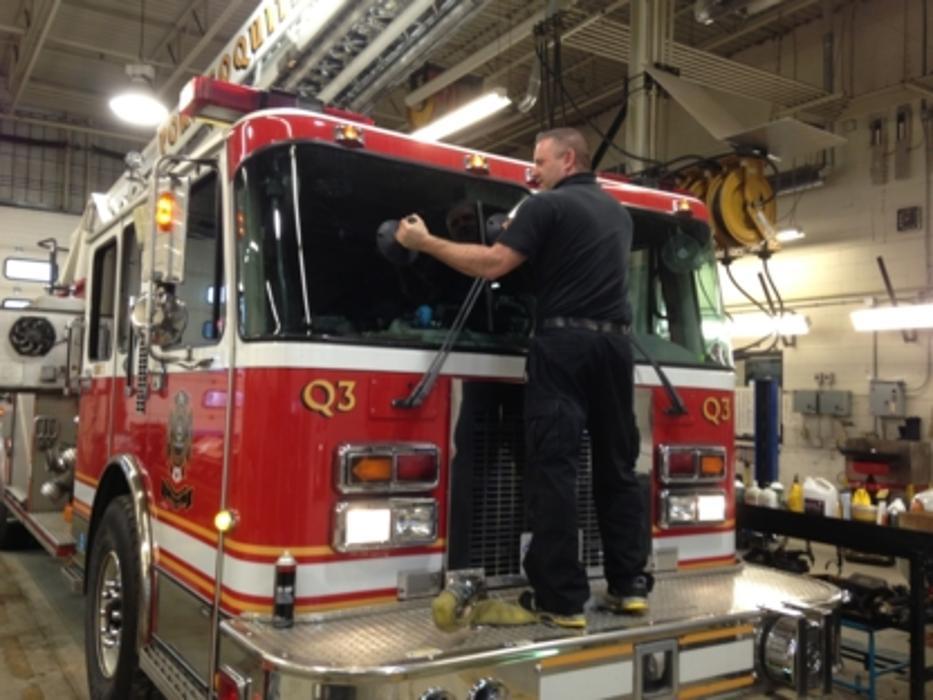 Streamline Auto & Window Glass