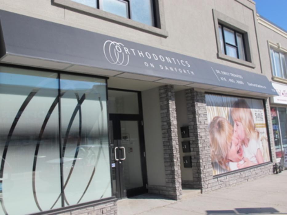 Orthodontics on Danforth