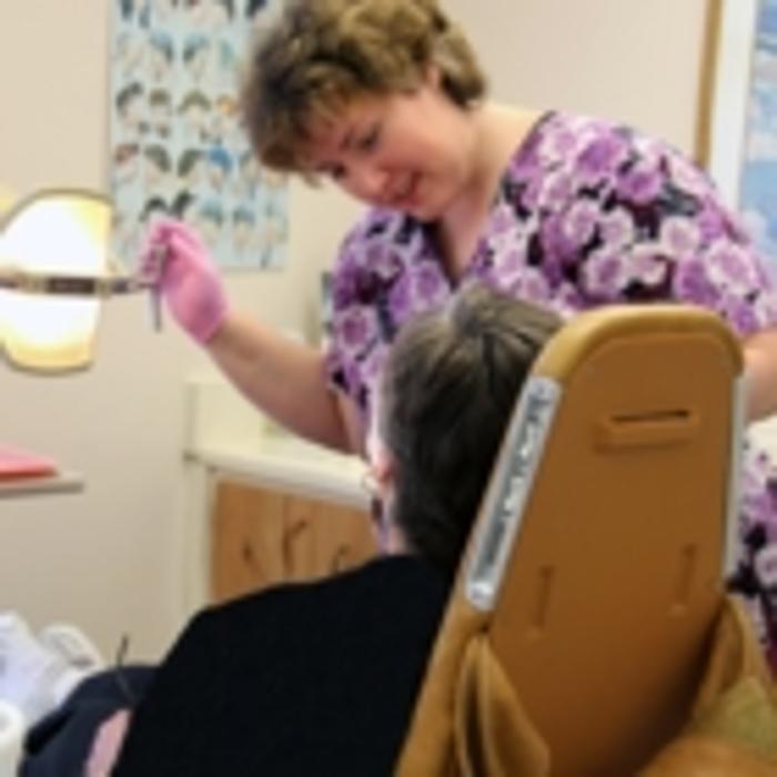 Dadswell Denture Clinic