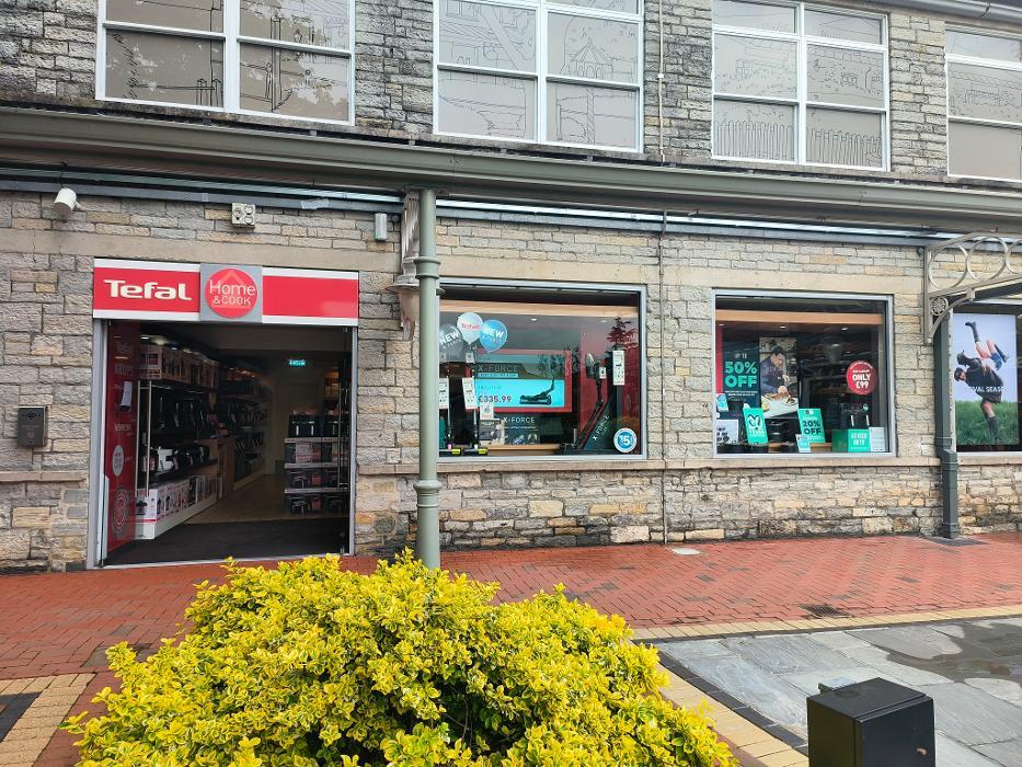 Tefal Outlet - Street