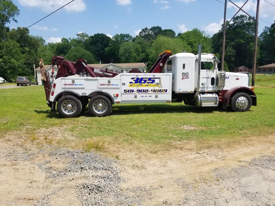365 Towing and Recovery