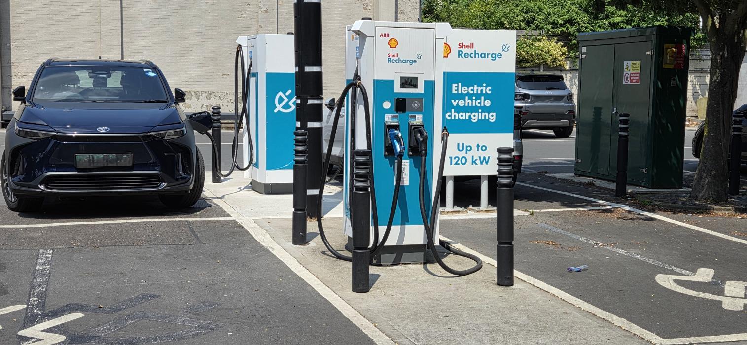 Shell Recharge Charging Station