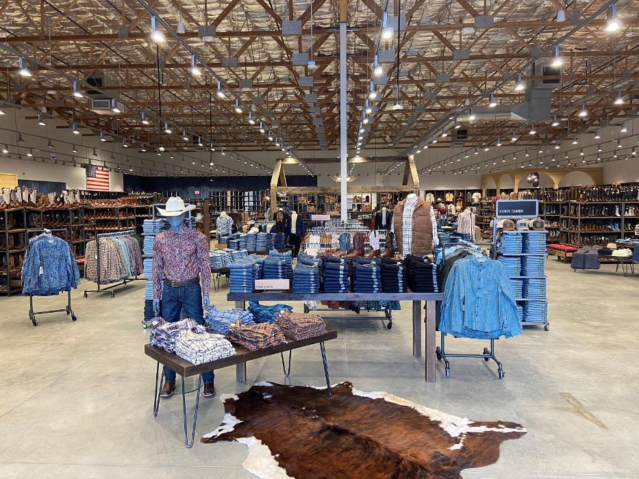 Boot Barn, 5467 Gosford Rd, Bakersfield, CA 93313, US - MapQuest