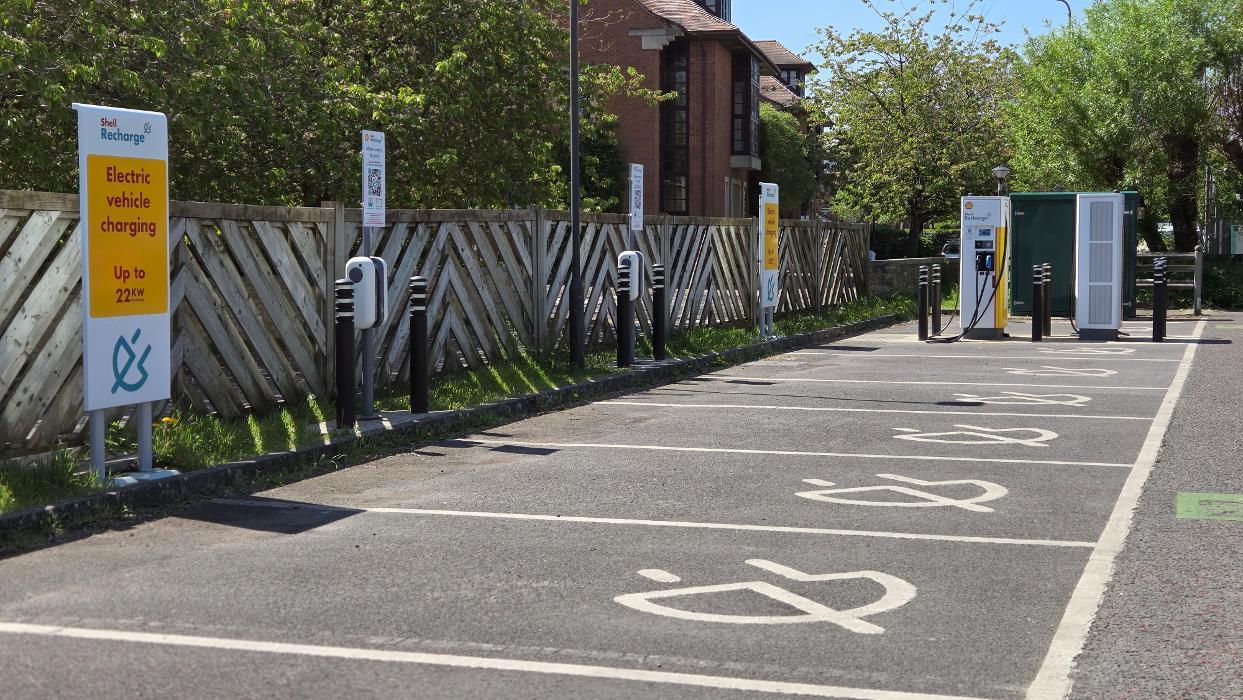 Shell Recharge Charging Station