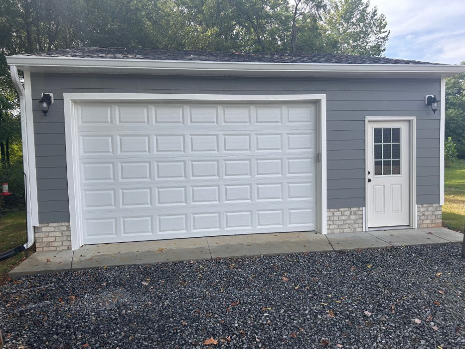 BNH Builders & Roofing