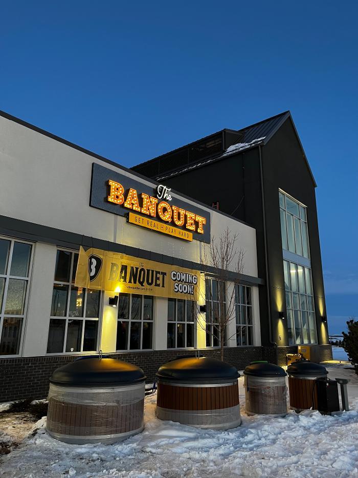 The Banquet (Mahogany)