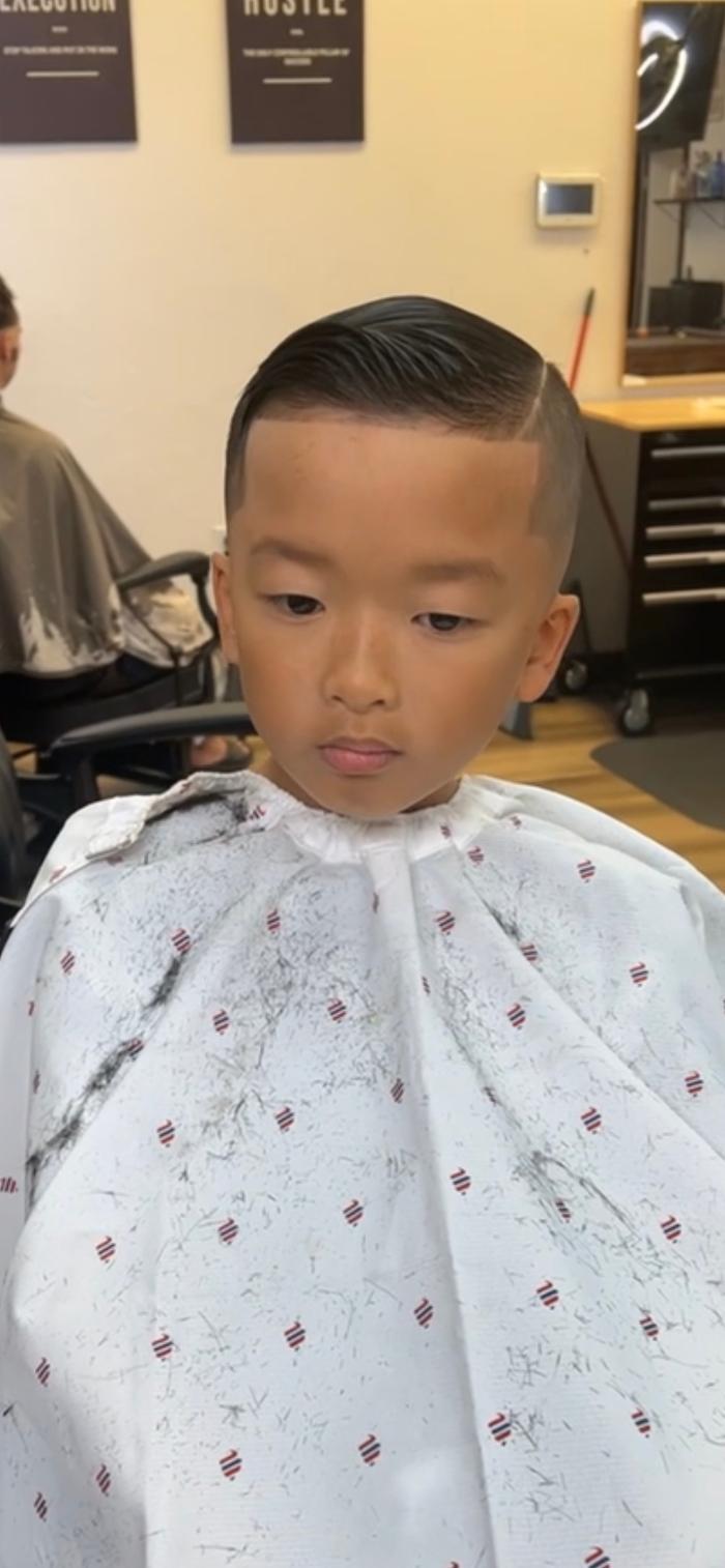 Riss Cutz Barber Shop