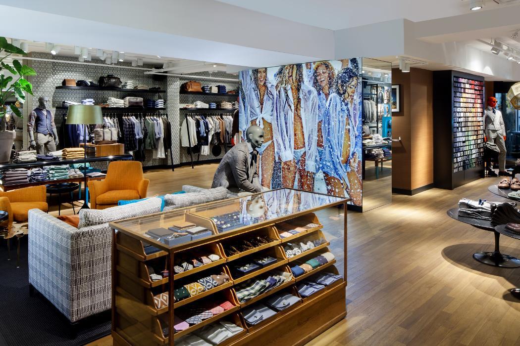Suitsupply Toronto