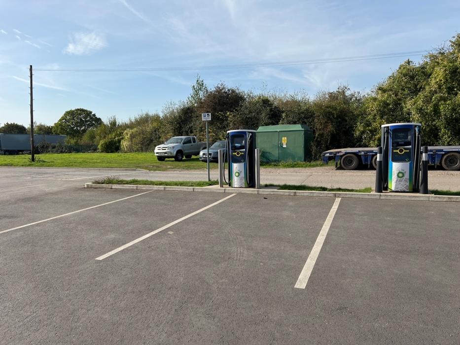 bp pulse Charging Station