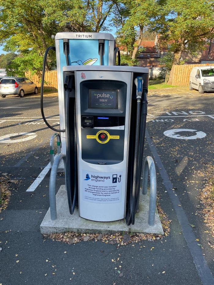 bp pulse Charging Station