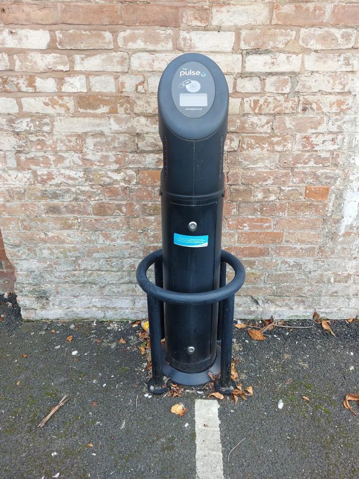 bp pulse Charging Station