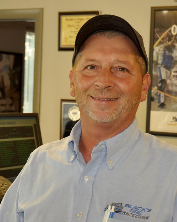 BLACK'S TIRE & AUTO SERVICE