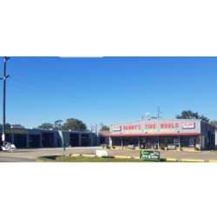 Danny's Tire World Tire Pros
