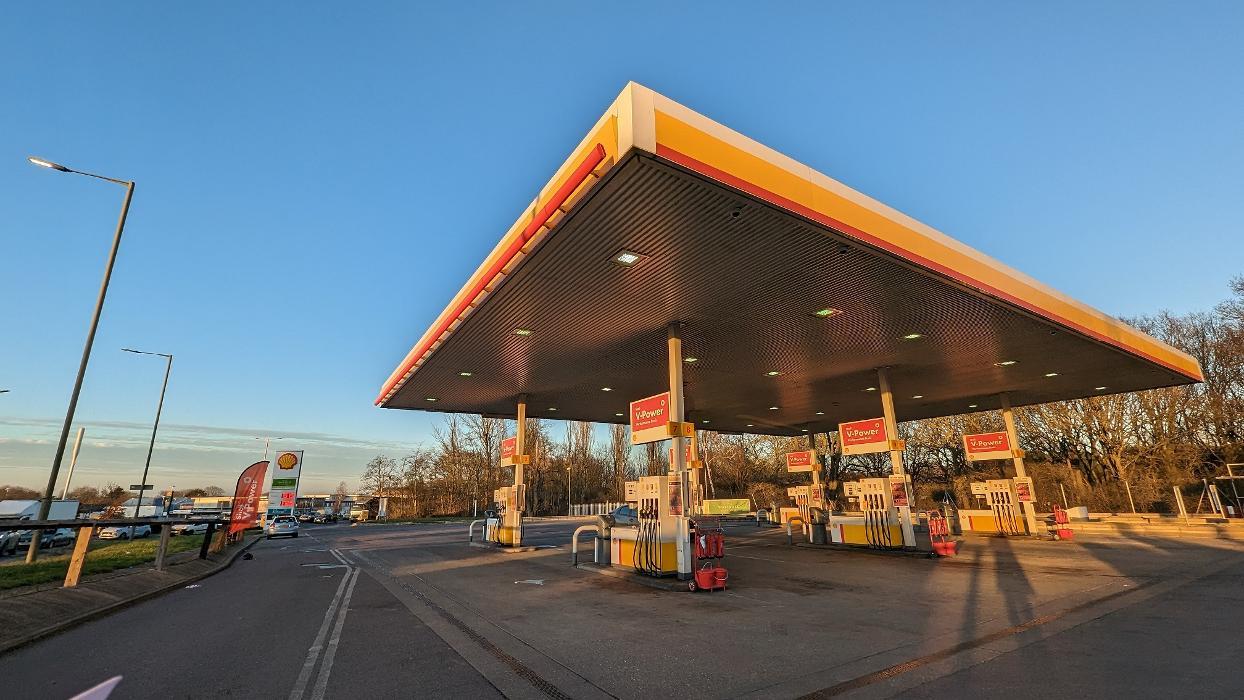 Shell Recharge Charging Station