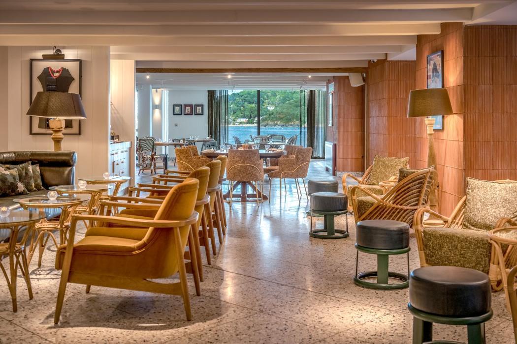 Harbour Beach Club Bar + Restaurant