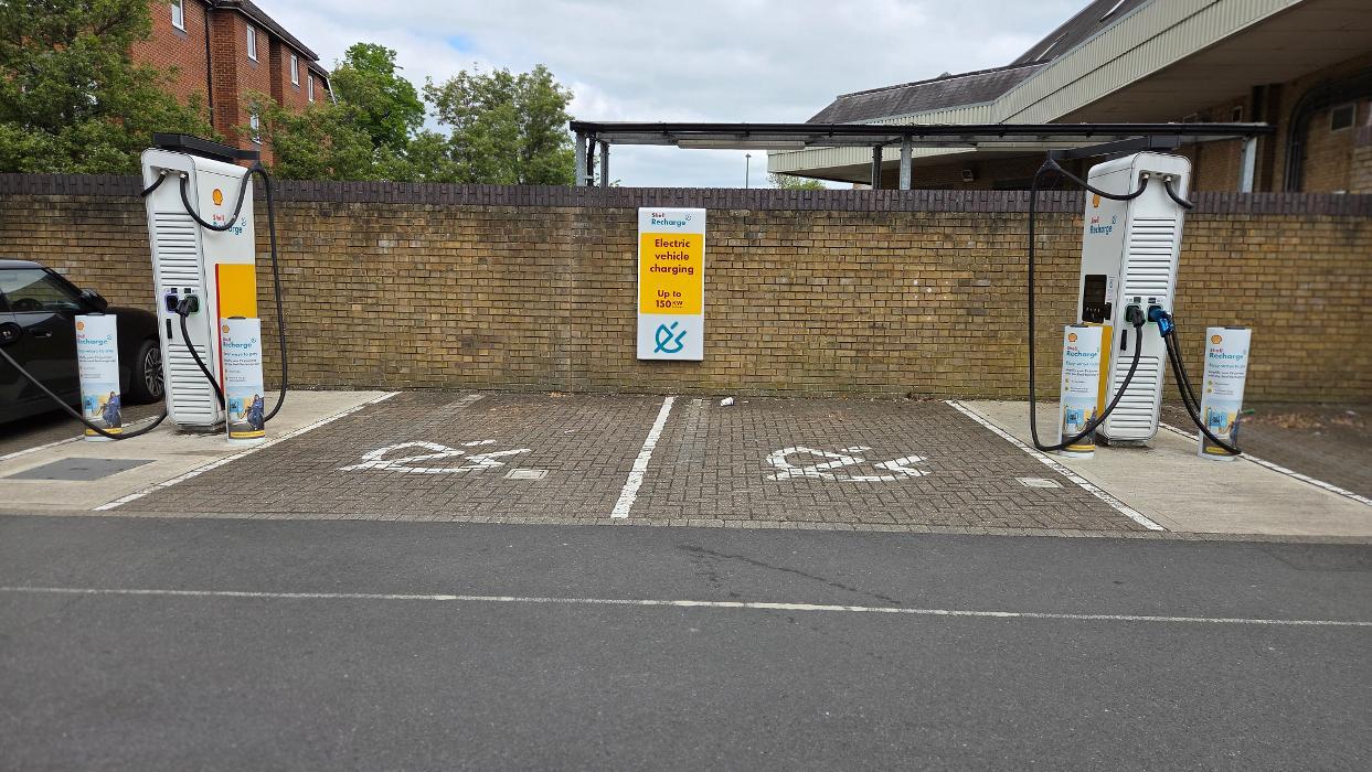 Shell Recharge Charging Station