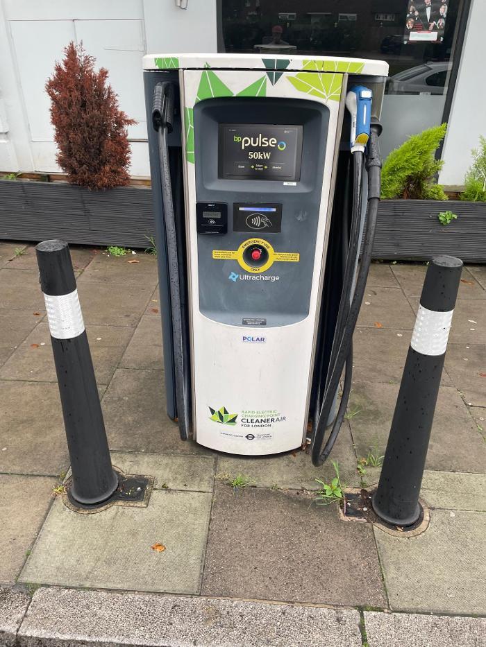 bp pulse Charging Station