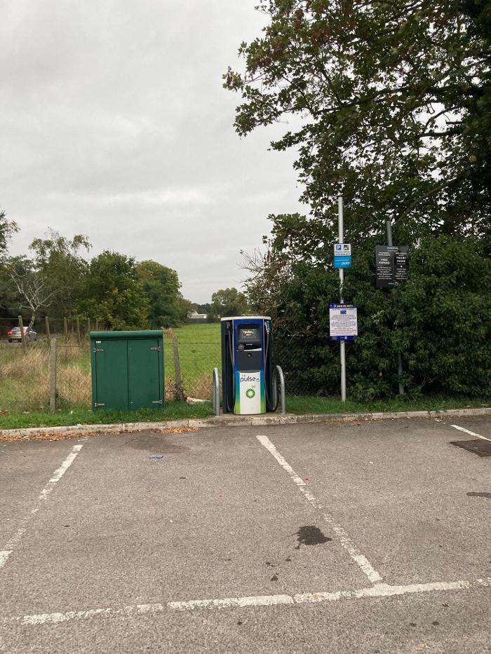 bp pulse Charging Station