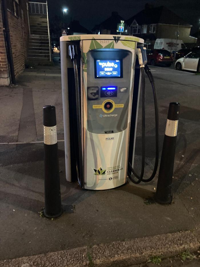 bp pulse Charging Station