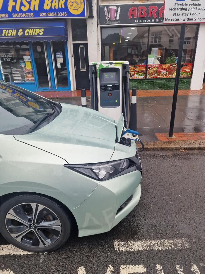 bp pulse Charging Station