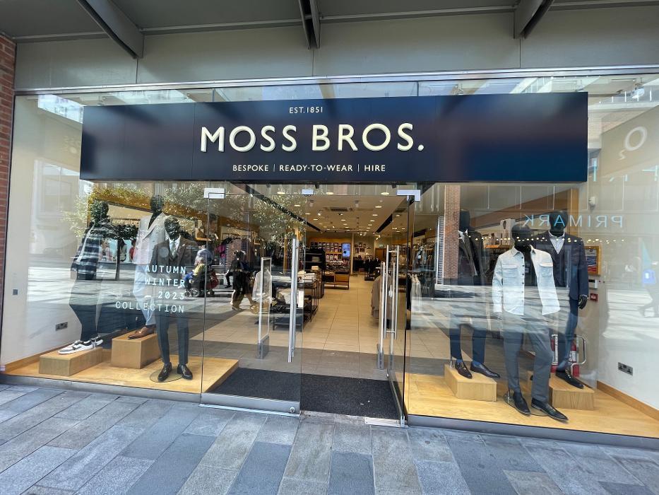 Moss Bros Bracknell