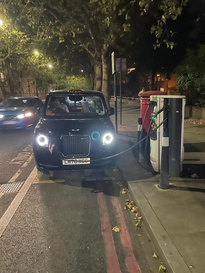 bp pulse Charging Station