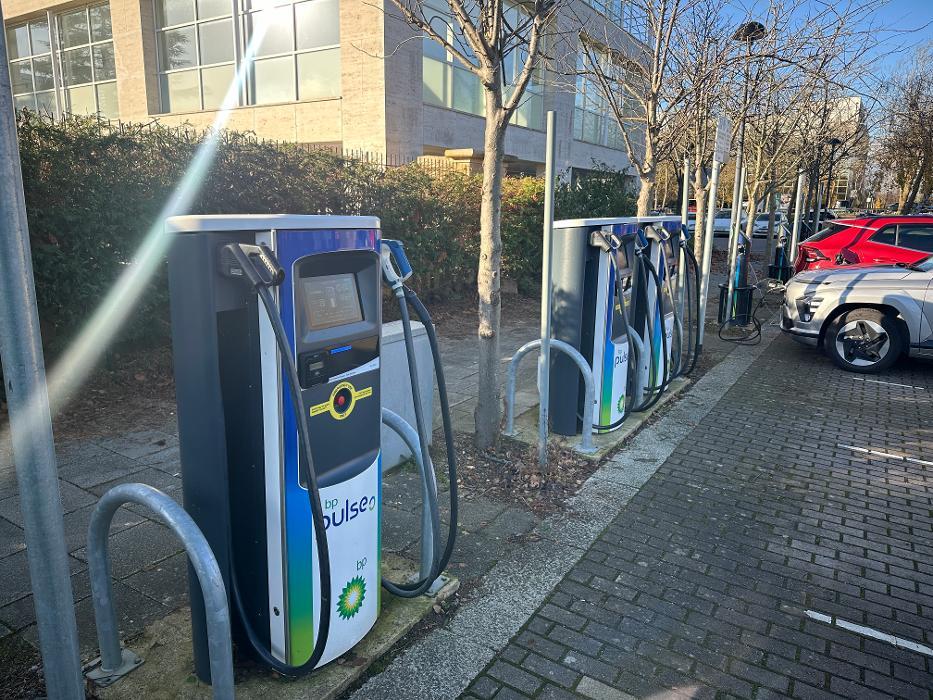 bp pulse Charging Station