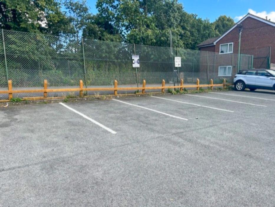 ParkBee St Laurence Church - Catford