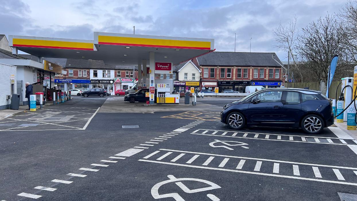 Shell Recharge Charging Station