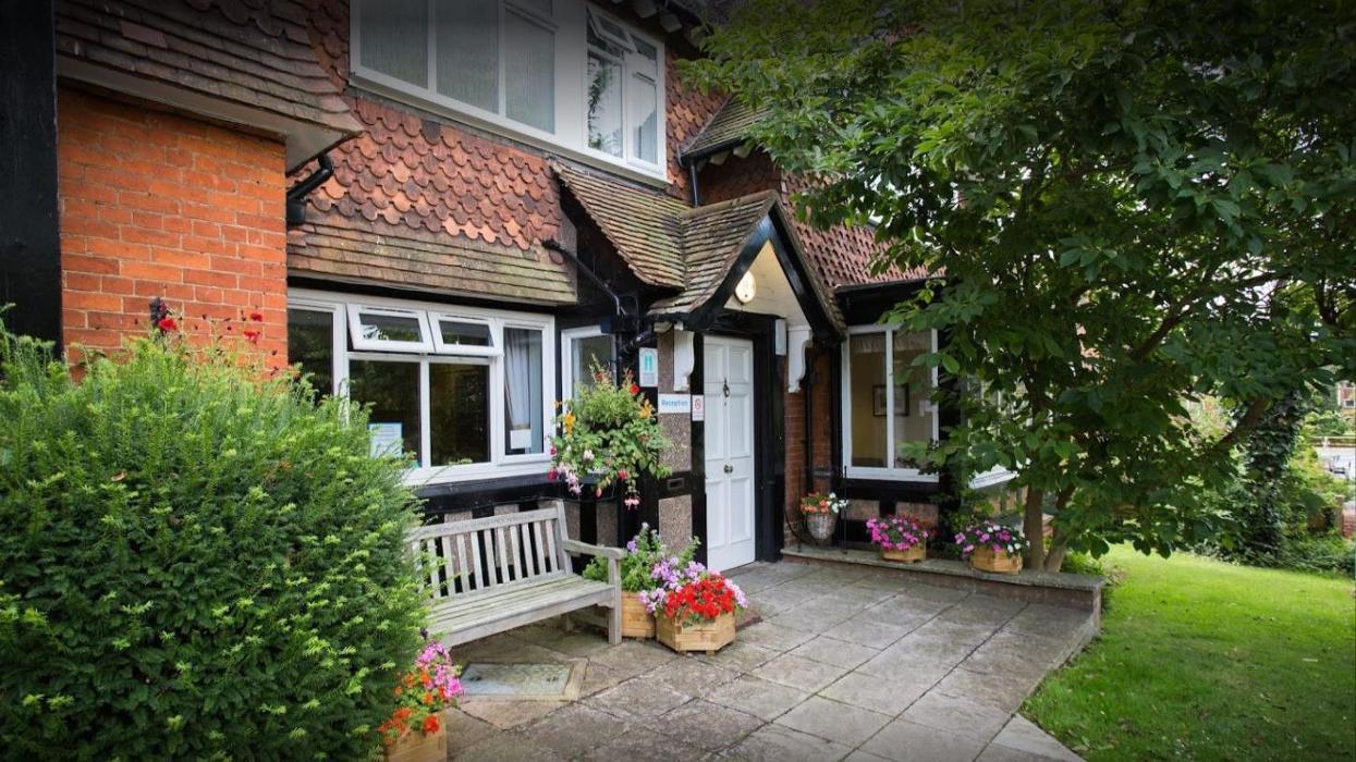 Field House Care Home - Bupa