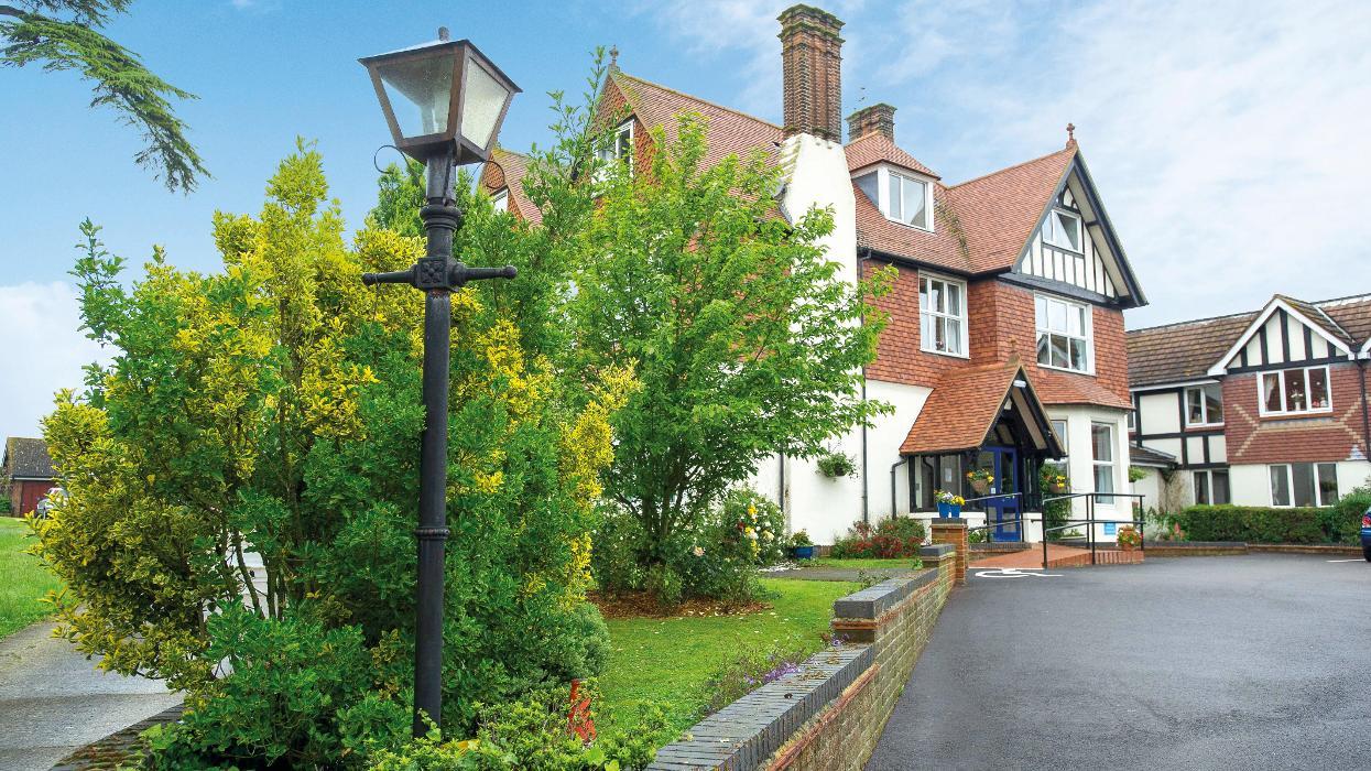 Broad Oak Manor Care Home - Bupa