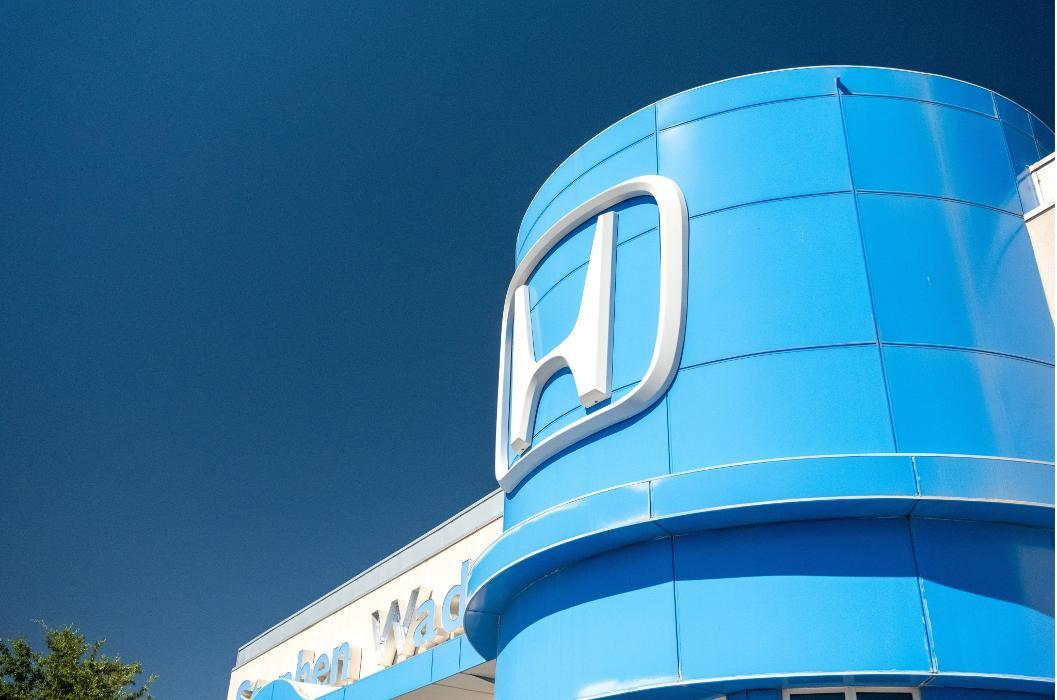 Stephen Wade Auto Mazda