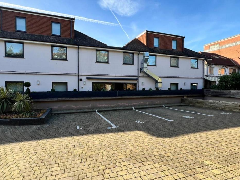 ParkBee The Hide London - Hendon