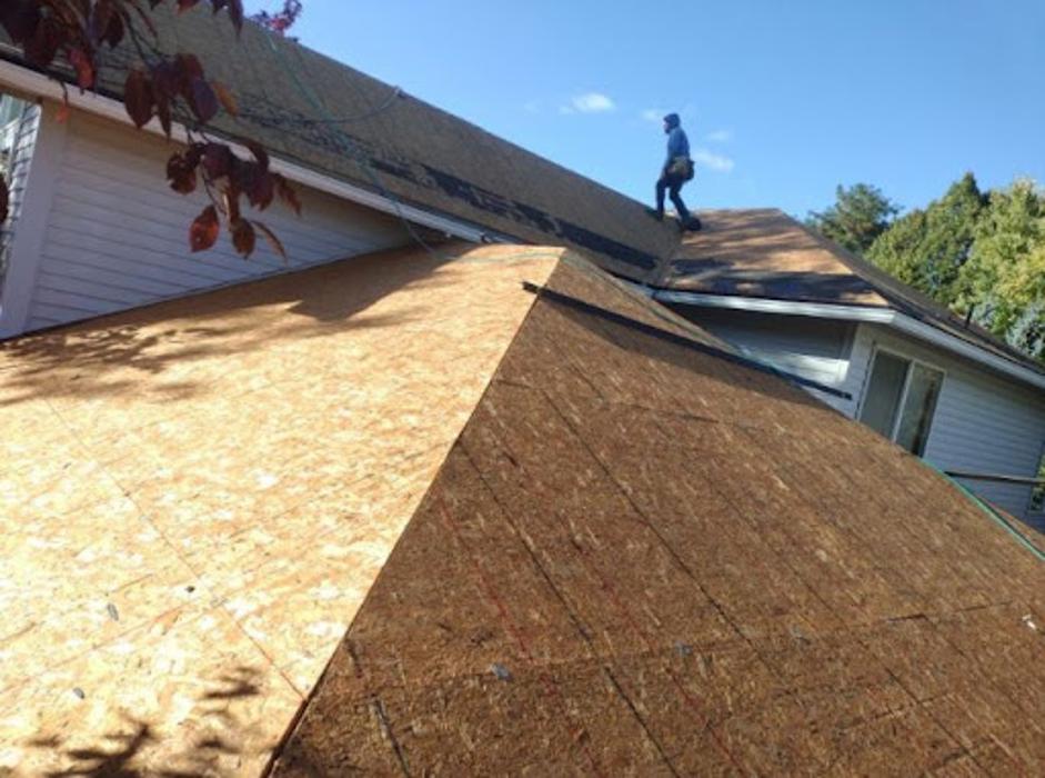 Advance Roofing LLC