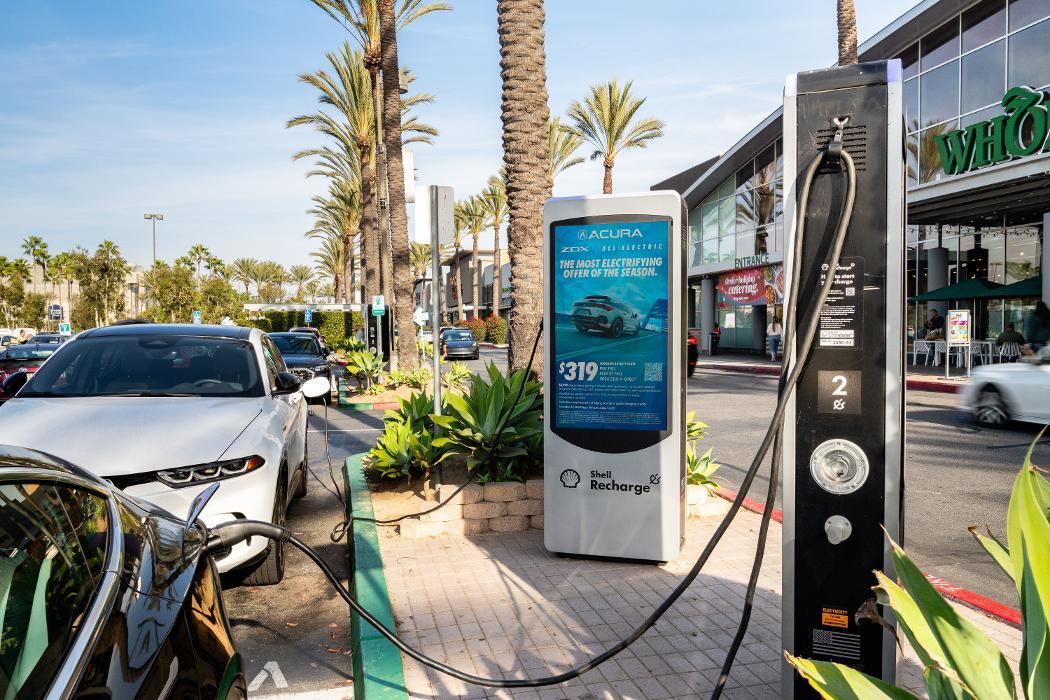 Shell Recharge Charging Station