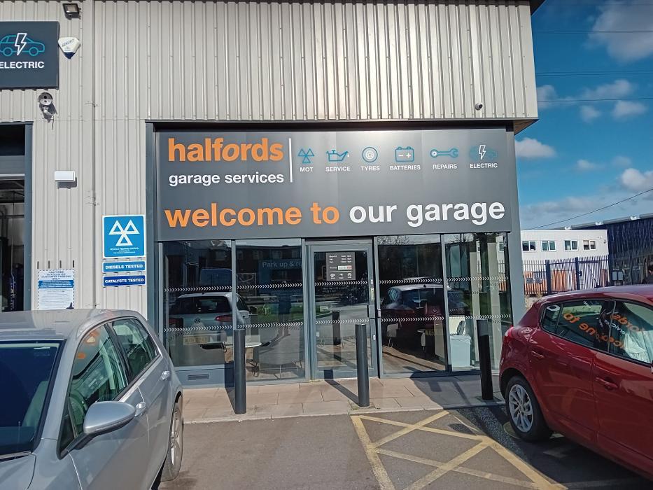 Halfords Garage Services Cheltenham