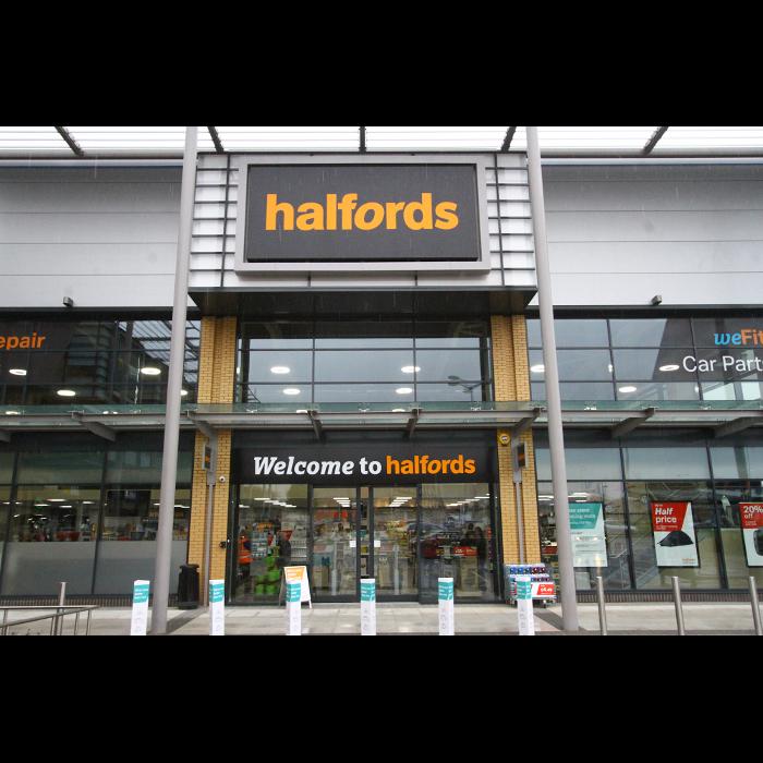 Halfords - Leamington Spa