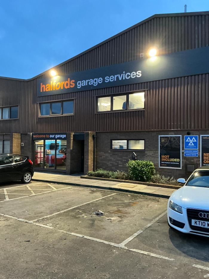 Halfords Garage Services Cambridge