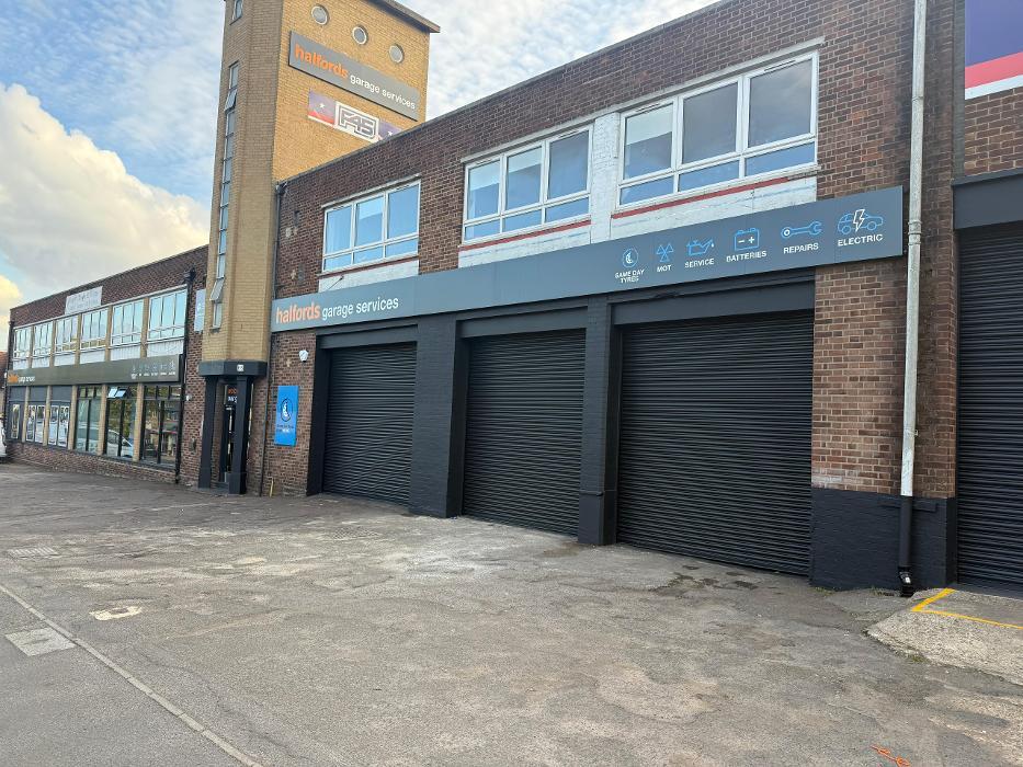 Halfords Garage Services Kingston