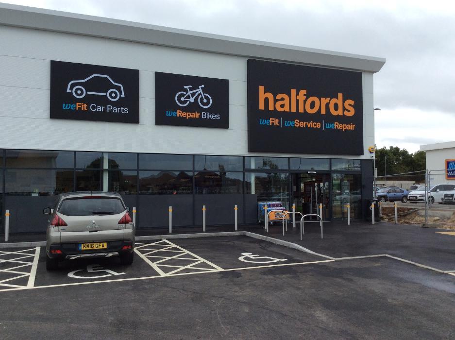 Halfords - Whitstable