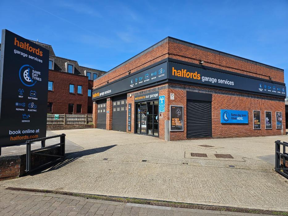 Halfords Garage Services Basingstoke