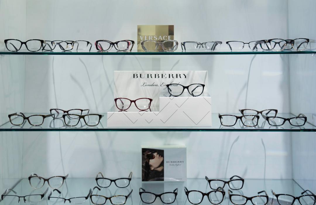 Halton Eye Care - Dr. Aneesha Jain & Dr. David S. Sooklal