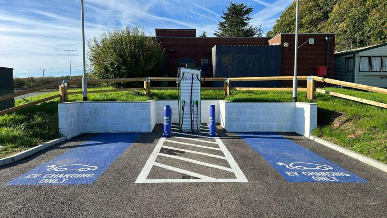 bp pulse Charging Station