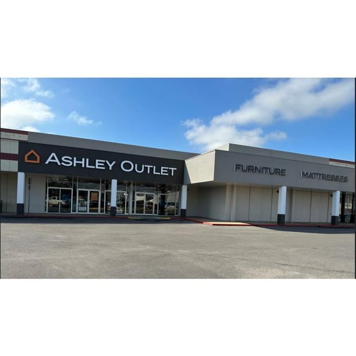 Ashley Outlet