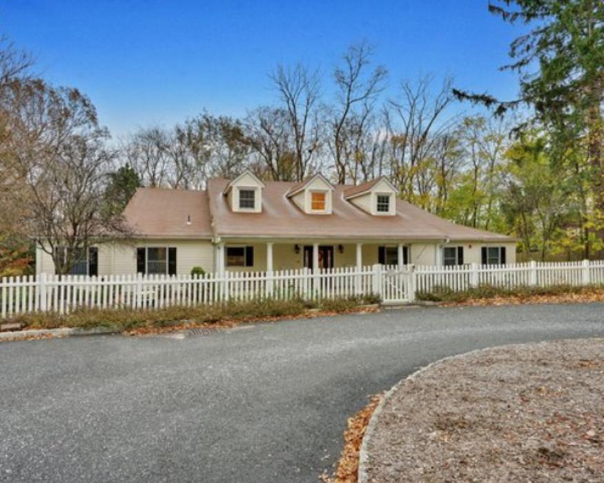 Fox Trail Memory Care Living