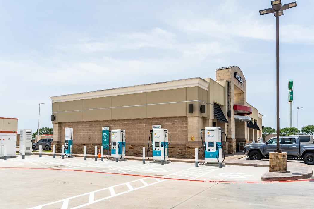 Shell Recharge Charging Station