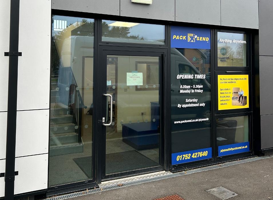 PACK & SEND Plymouth