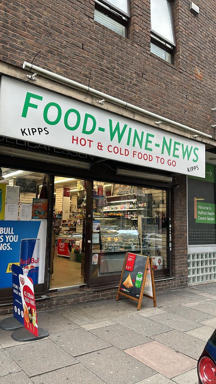 Luggage Storage Covent Garden - Radical Storage