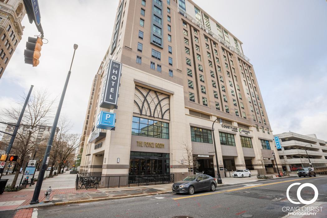 640 Peachtree Street iParkit Garage