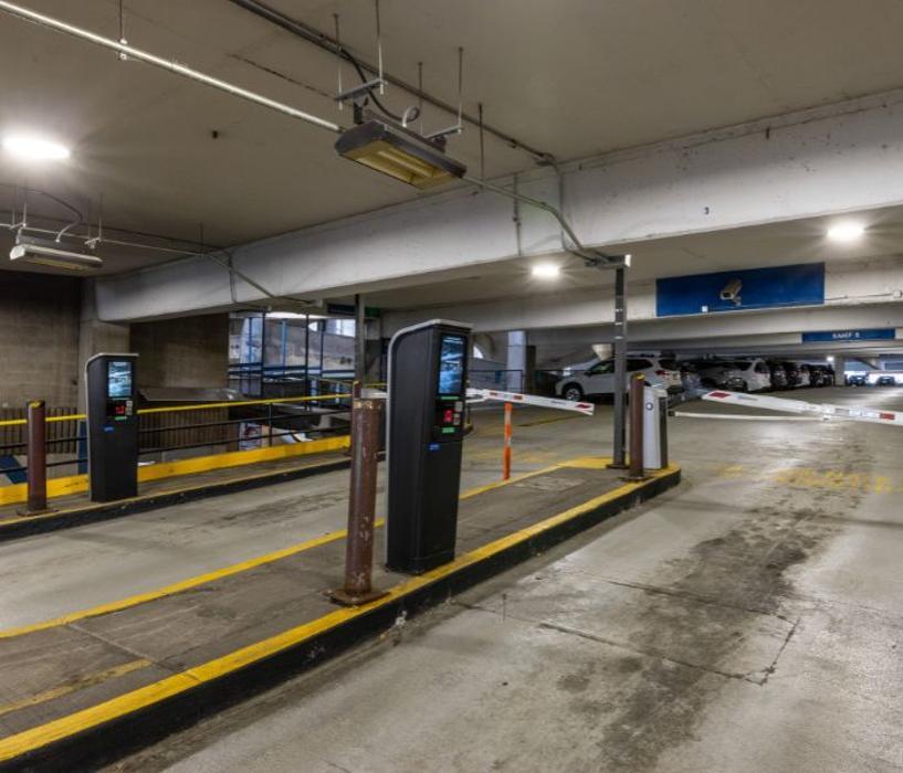 Government Center iParkit Parking Ramp